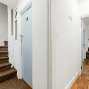 Upton Park Bedrooms 25 Min To Guest house