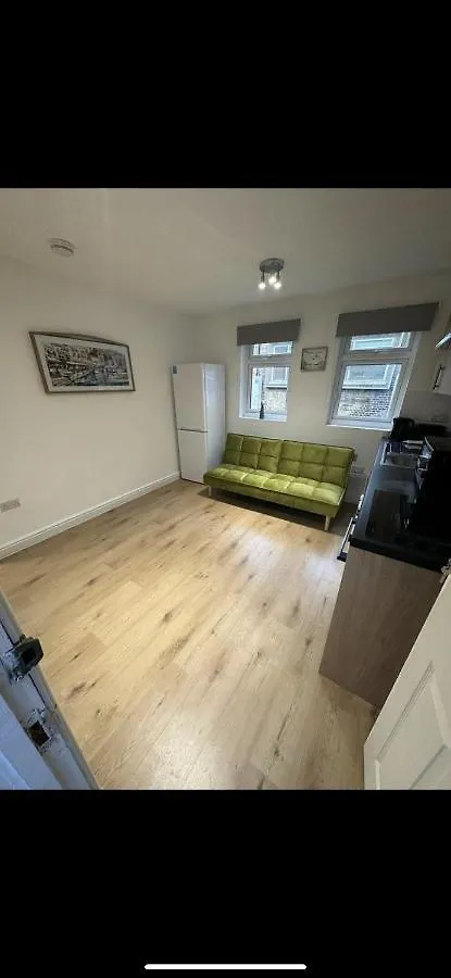 Canary Wharf Apartments London