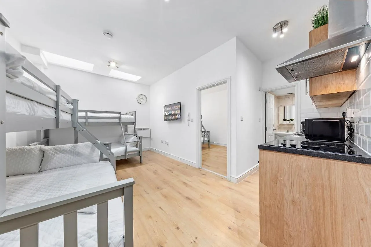 Canary Wharf Apartments London United Kingdom
